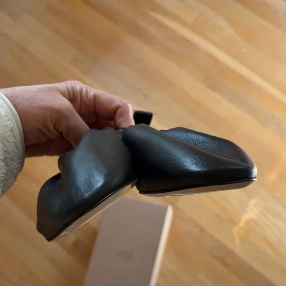 Jamie Haller The Elastic Slipper - Picture 11 of 12